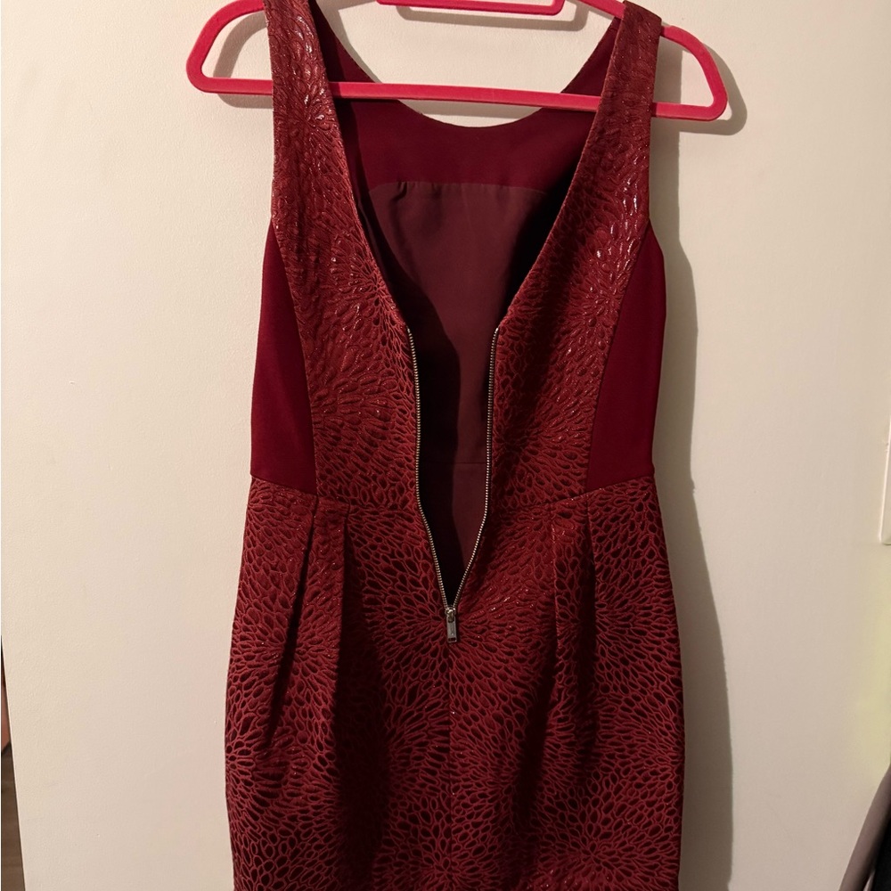 Babaton Sleeveless dress - Picture 2 of 2